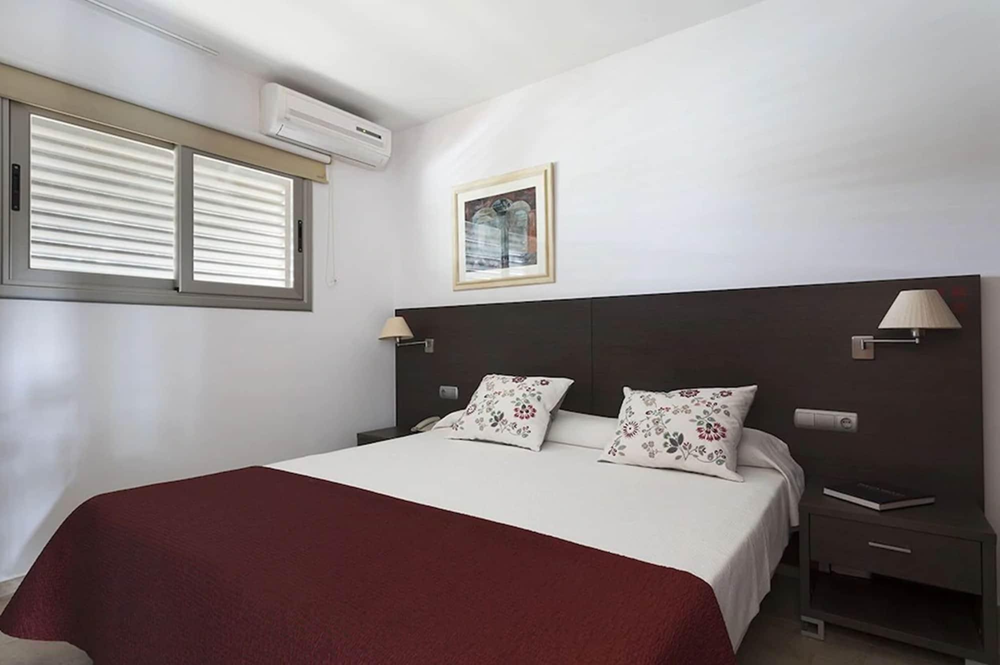 Aparthotel Bardon Castelldefels Εξωτερικό φωτογραφία
